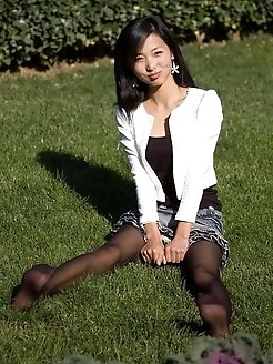 Asian dames are touching themselves