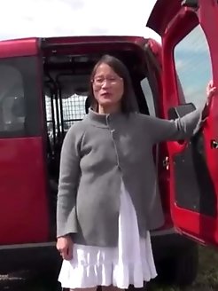 Oriental dame is getting pleasure on cam