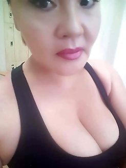 Sensuous asian mademoiselles are giving blowjob