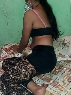 Topless korean milf is posing nude